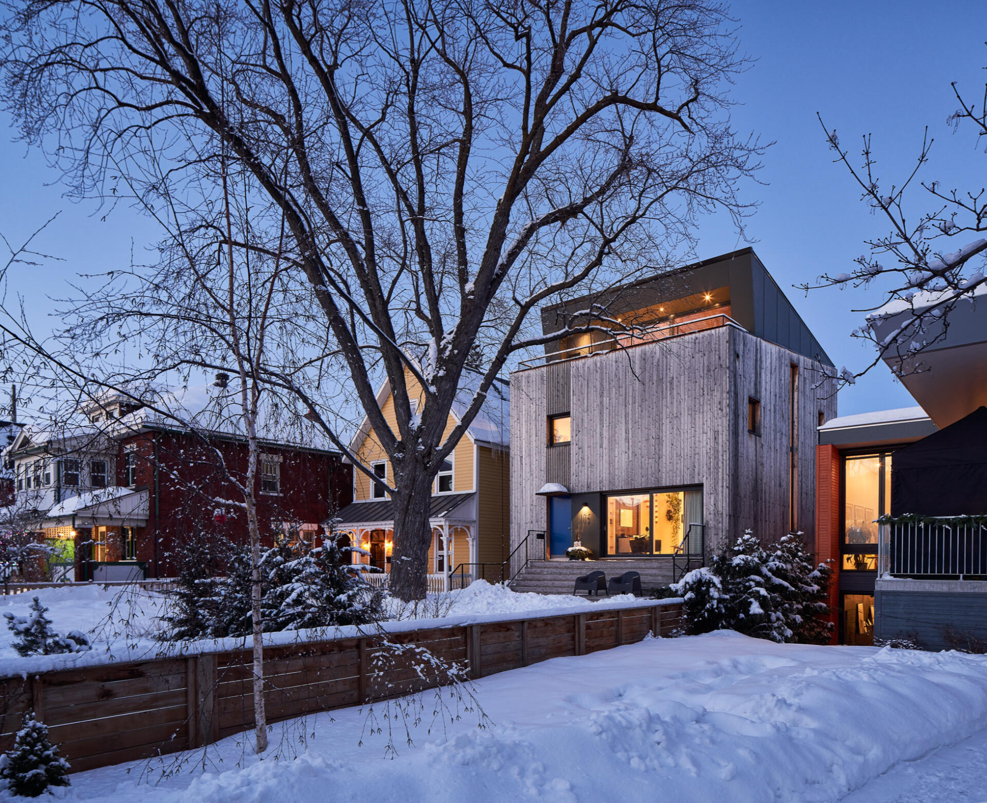 Photos by Justin Van Leeuwen